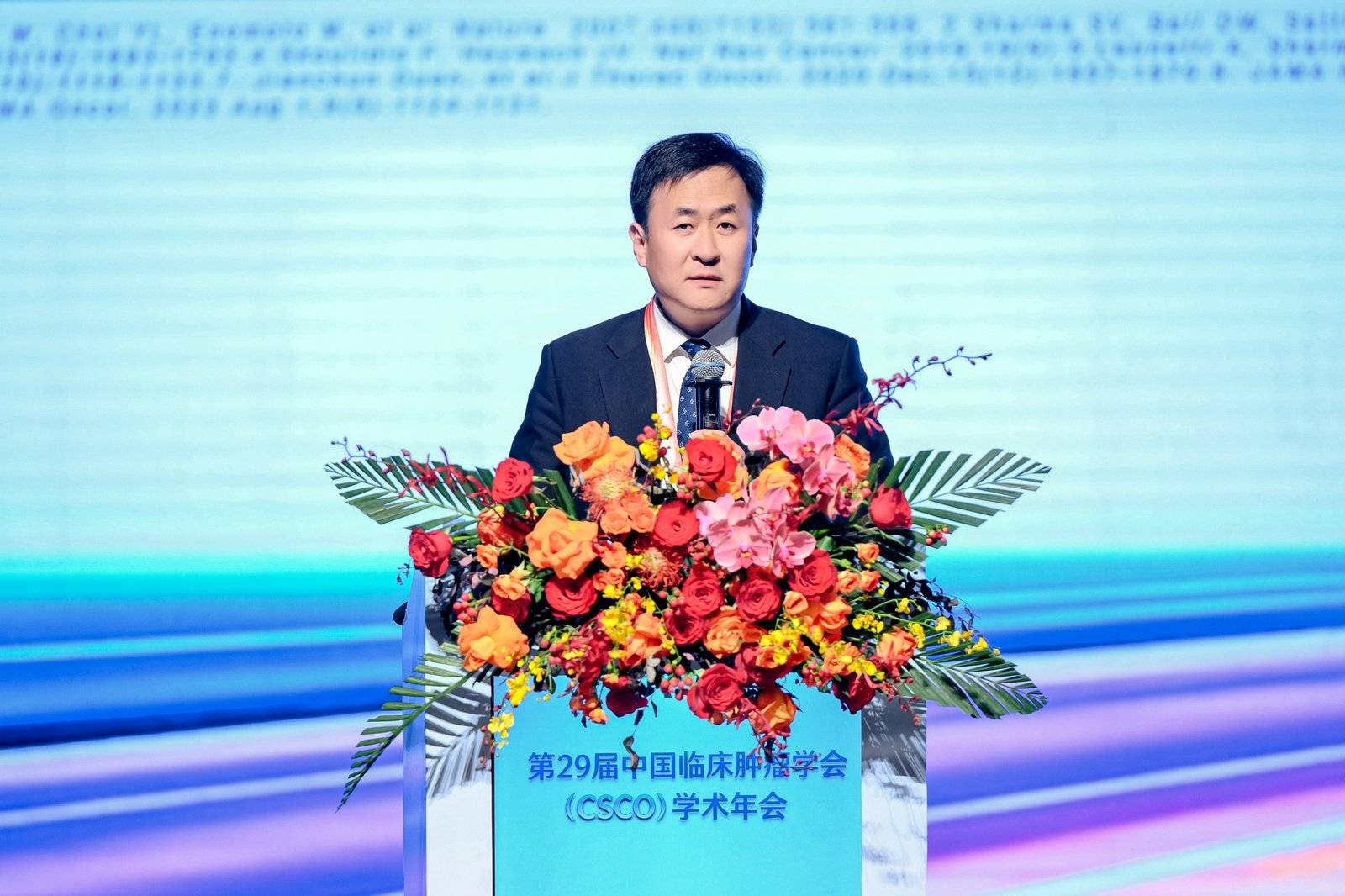 杨帆.jpg