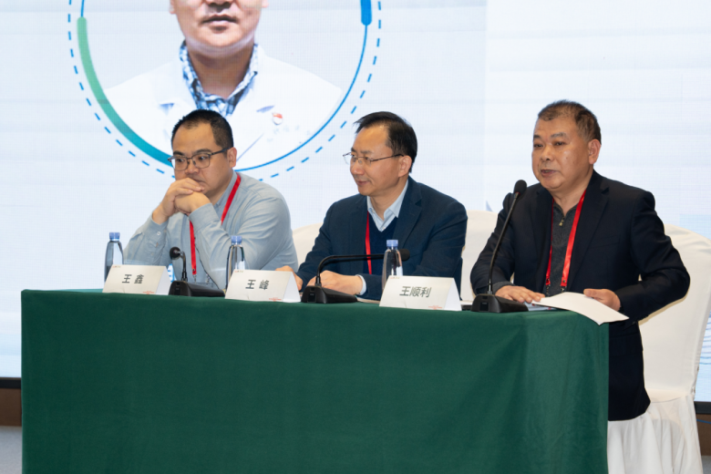 2025 CSCO骨与软组织肿瘤诊疗指南巡讲（河南·安阳站）成功举办：传承殷商文化，共谱肉瘤规范诊疗新篇章896.png