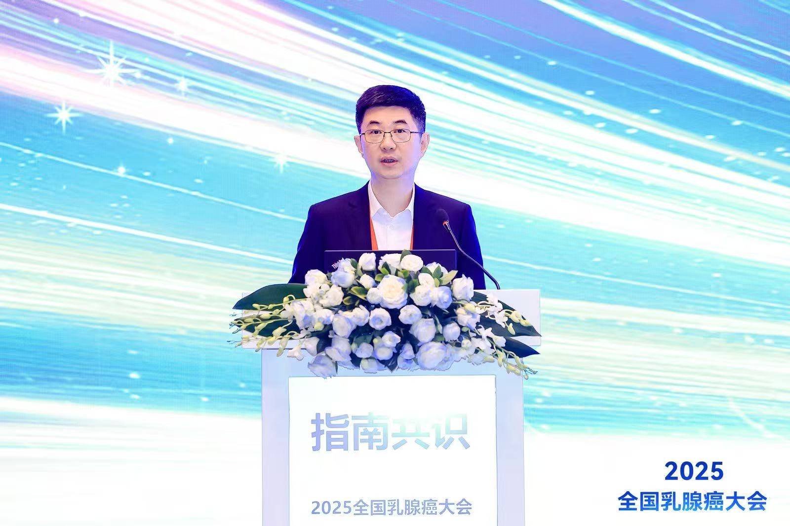 王坤.jpg