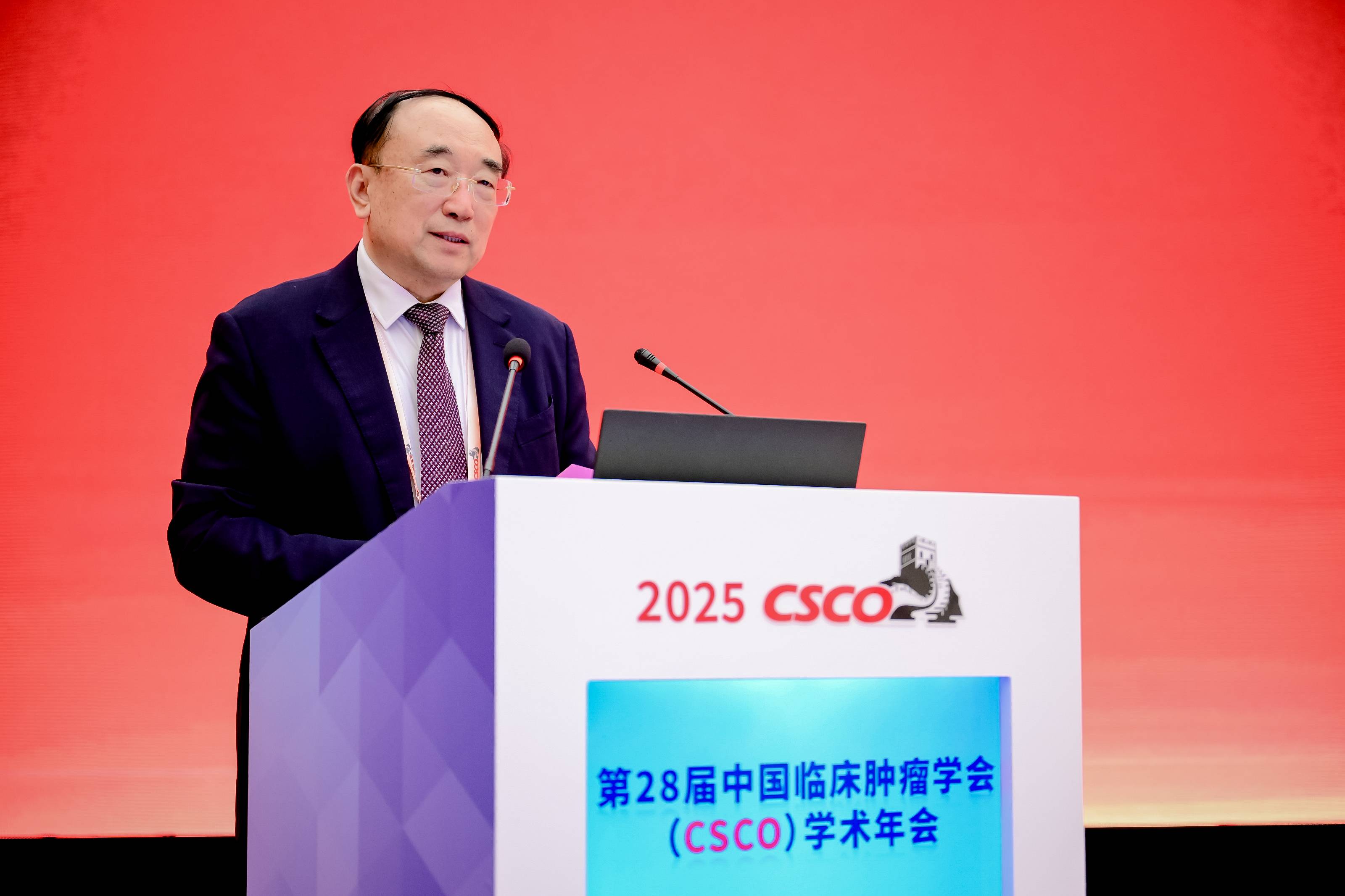 于金明1.JPG