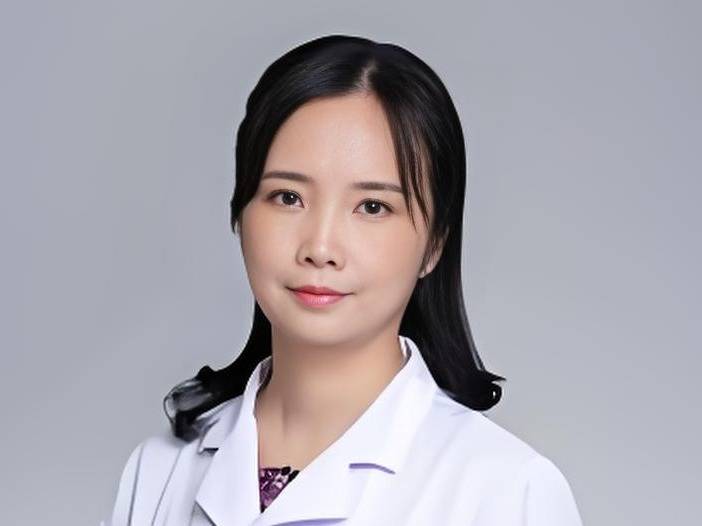 董晓荣教授解读BRAF V600突变靶向治疗相关不良反应管理——发热不良反应 · 临床实用管理要点